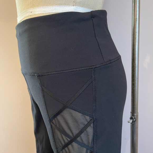 Victorias Secret Sport Black leggings - Picture 6 of 11